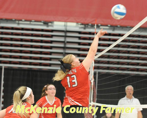 Comets move on to Region 8  Volleyball tourney