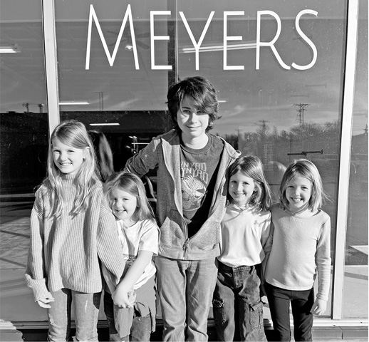 Meyer’s Department Store bids farewell to Main Street