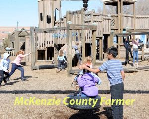 Local students prep for Spring Community Clean-up